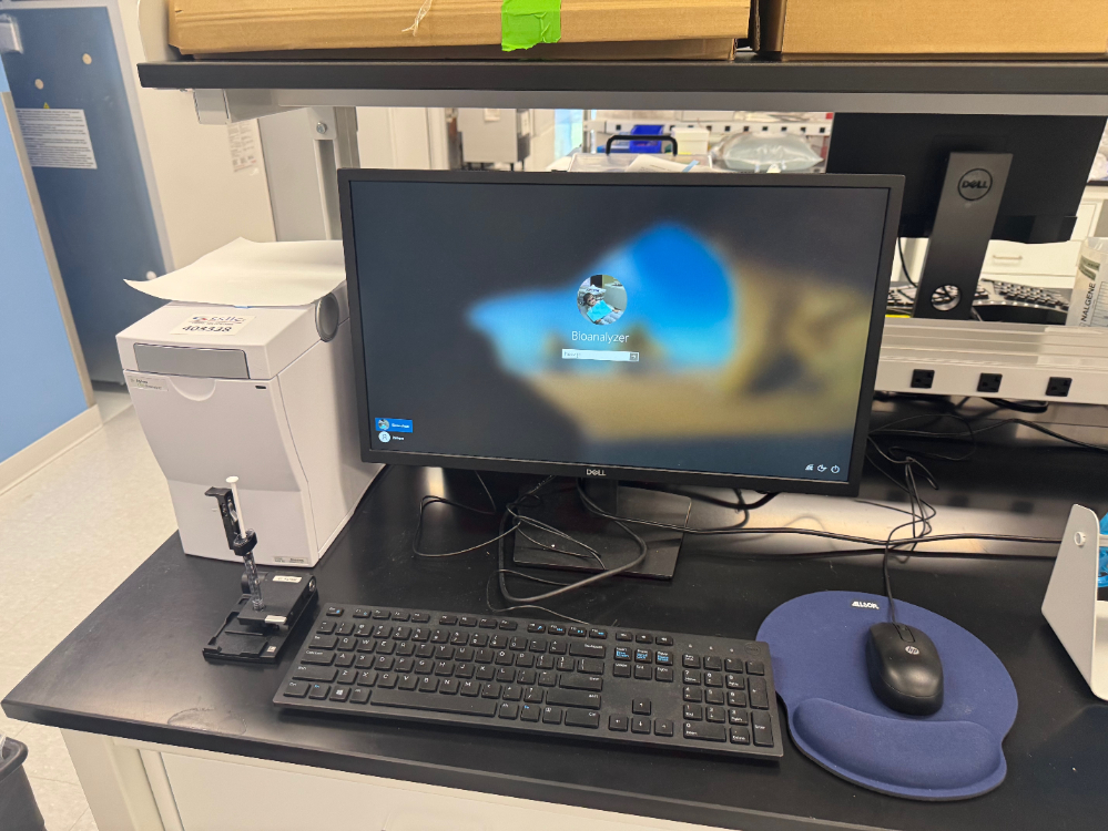 Image of Agilent 2100 Bioanalyzer